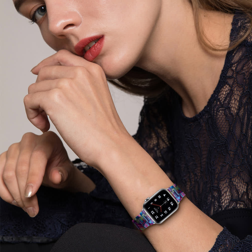 Accesorios para smartwatch de Aidphone, pulsos para Apple Watch en silicona, cuero, metal, nailon y resina, cases protectores en distintos colores y tamaños (38, 40, 41, 42, 44, 45, 46 y 49 mm), así como relojes inteligentes compatibles con Android y iPhone, diseñados como la mejor alternativa al Apple Watch.
